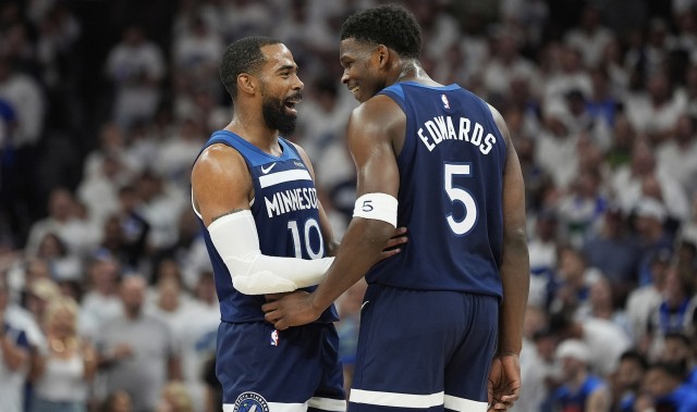 jiuyou-爱德华兹：听说康利还能回来&amp;我真的希望这能发生 我们想要他回来