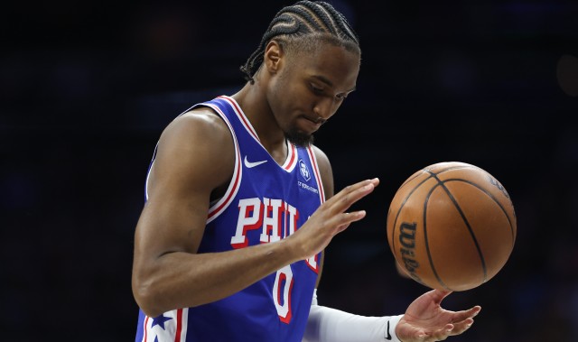 马克西谈漏判干扰球：裁判没跟我做任何解释 我一心想加时赛赢球